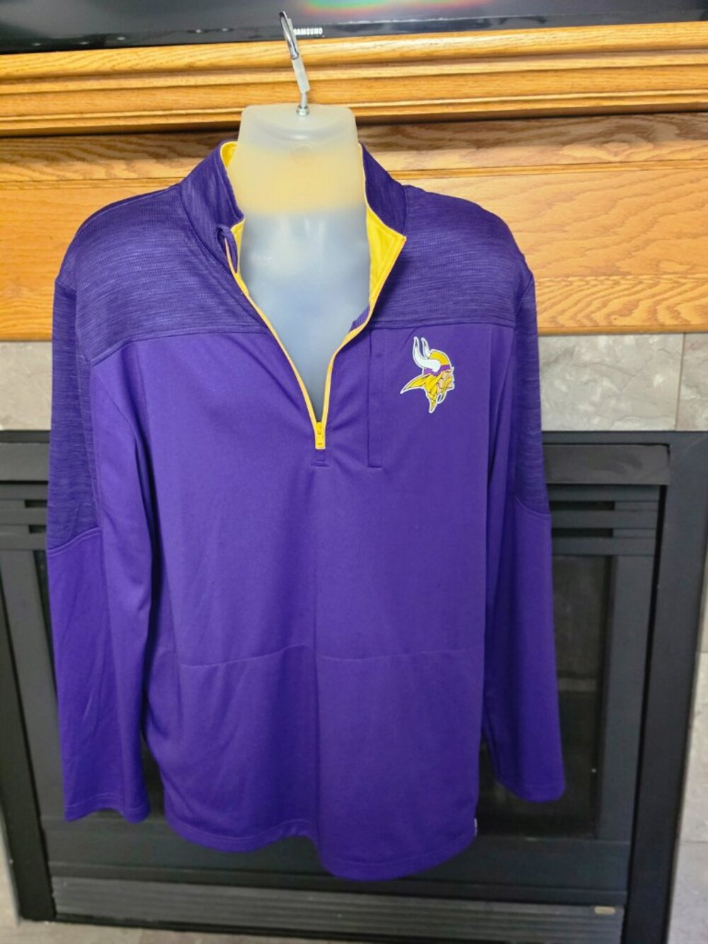Fanatics Minnesota Vikings Quarter Zip Performance Pullover Purple Mens XL